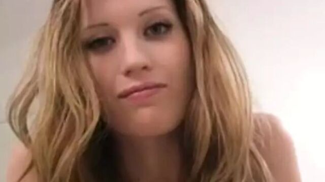 Super Model Blowjob Girlfriend